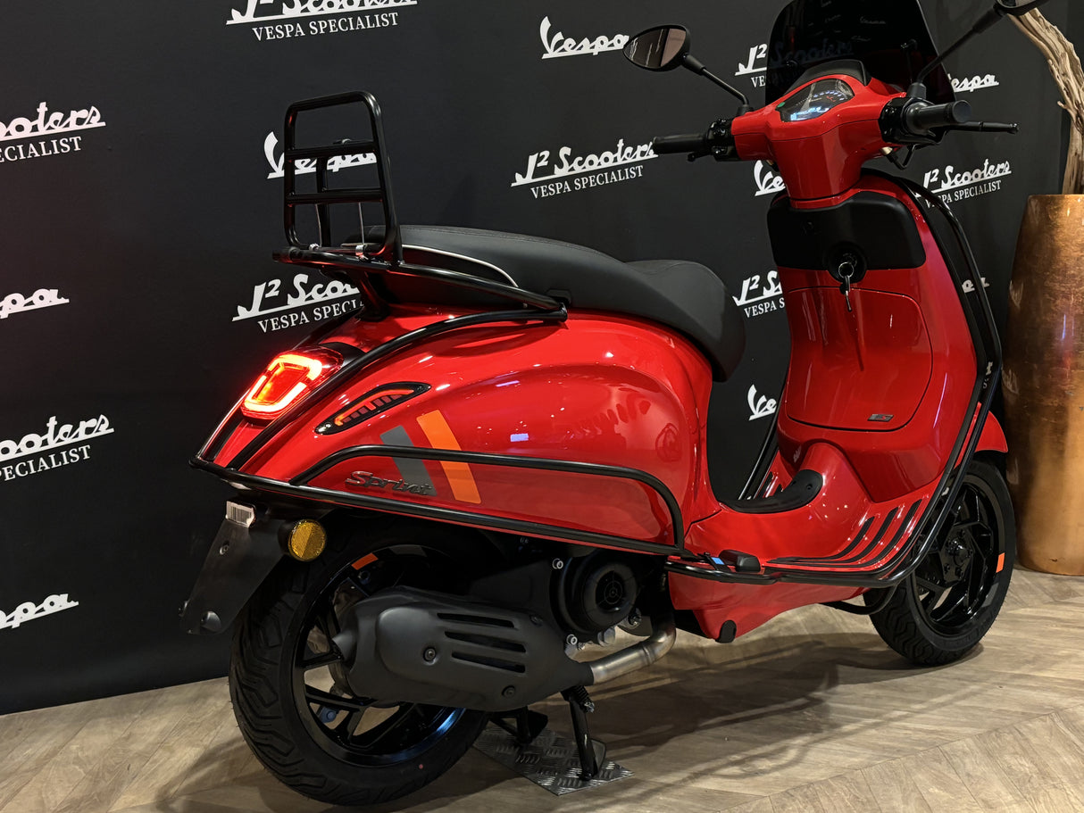 Vespa Sprint E5 Facelift 2025 Rosso Coraggioso