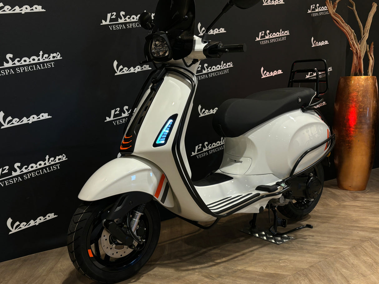 Vespa Sprint E5 Facelift 2025 Bianco Innocente