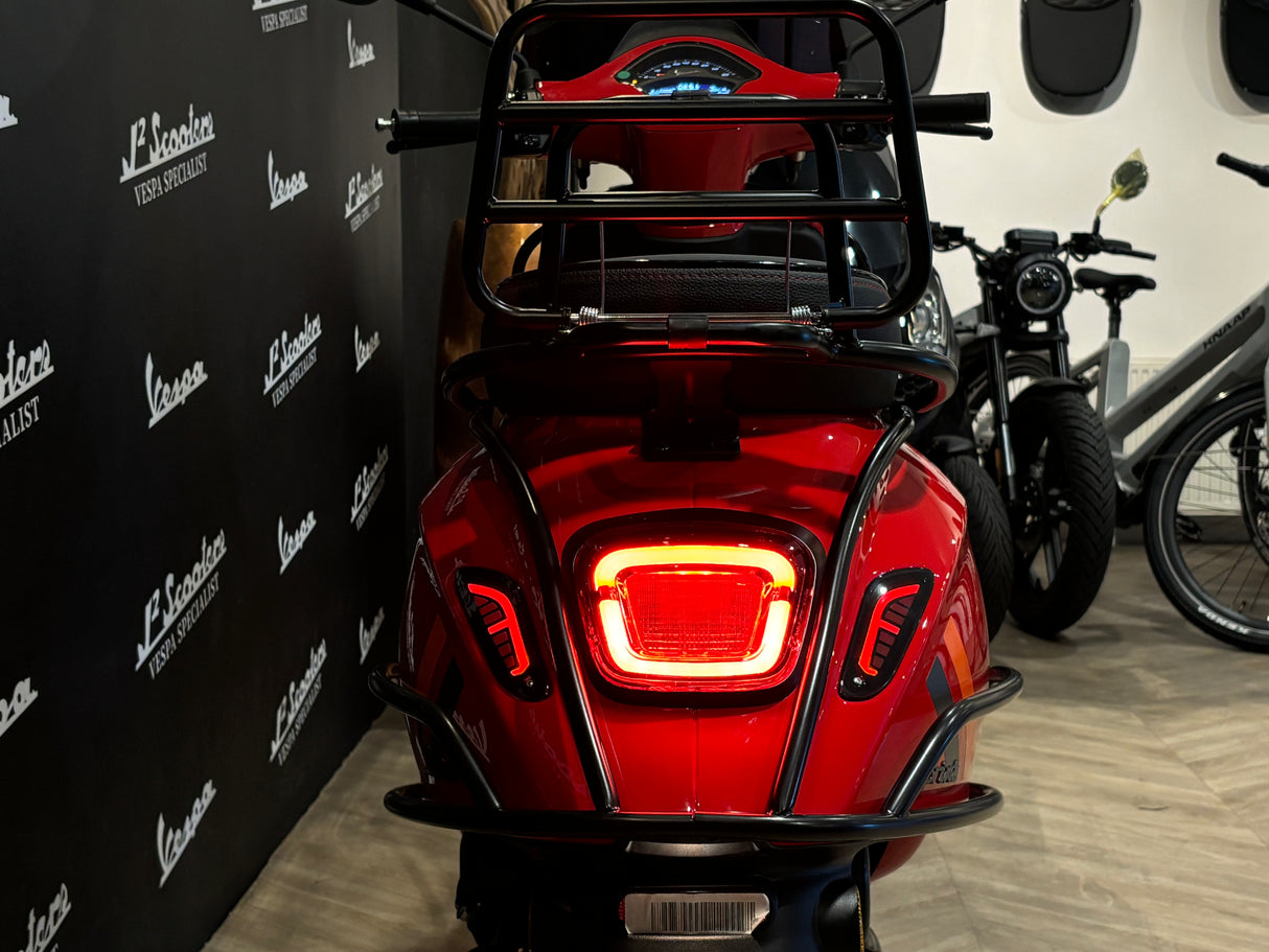 Vespa Sprint E5 Facelift 2025 Rosso Coraggioso