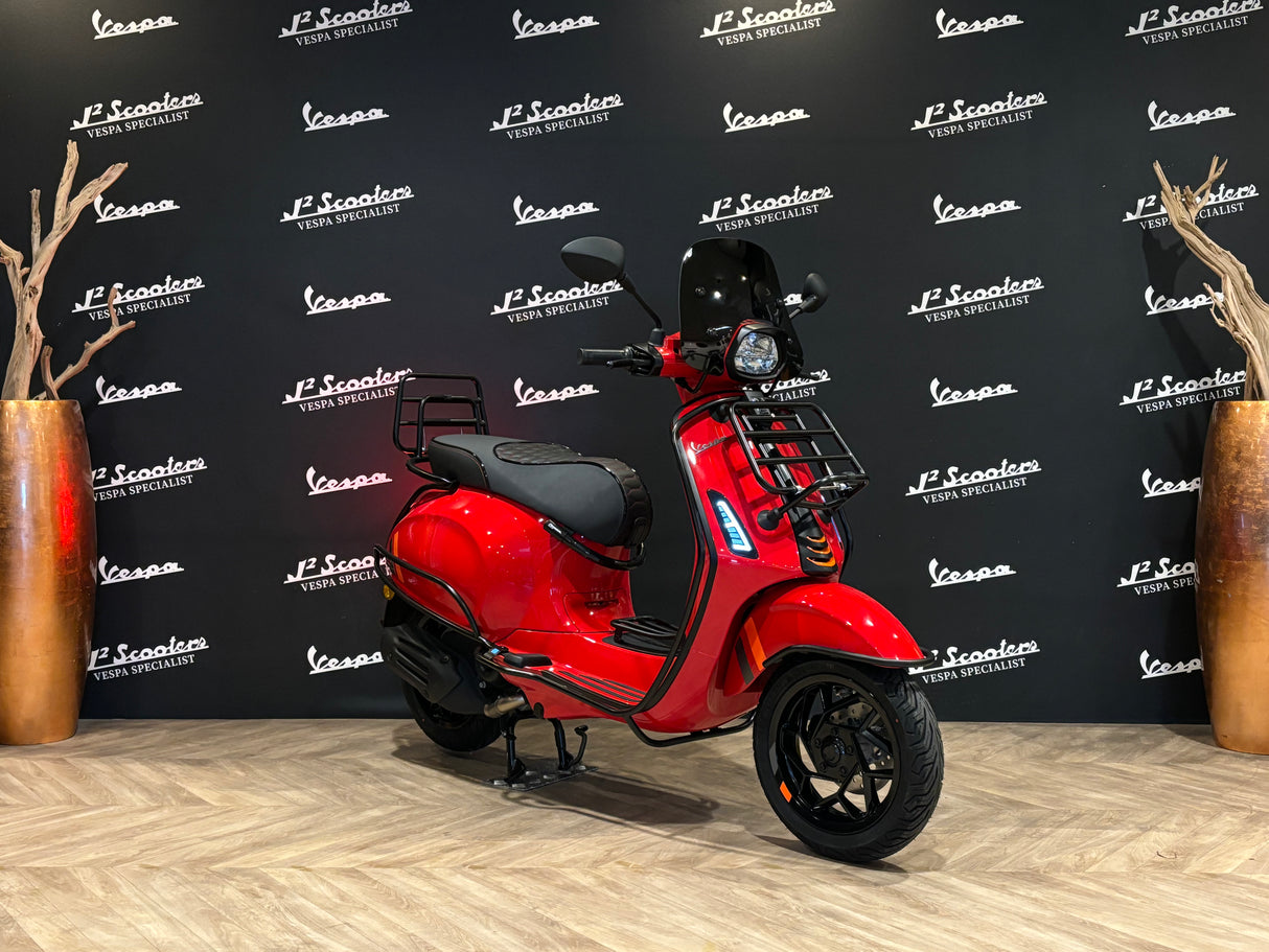 Vespa Sprint E5 Facelift 2025 Rosso Coraggioso
