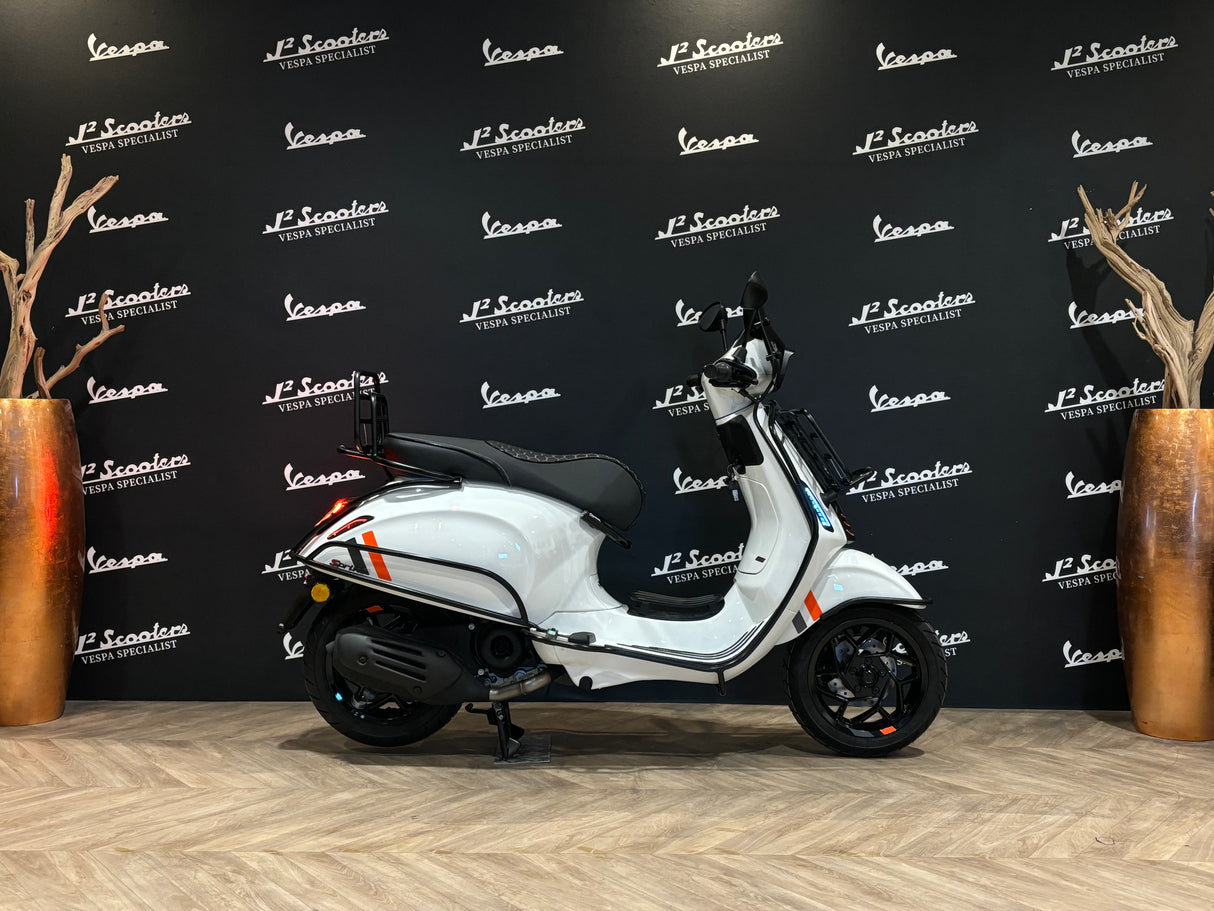 Vespa Sprint E5 Facelift 2025 Bianco Innocente