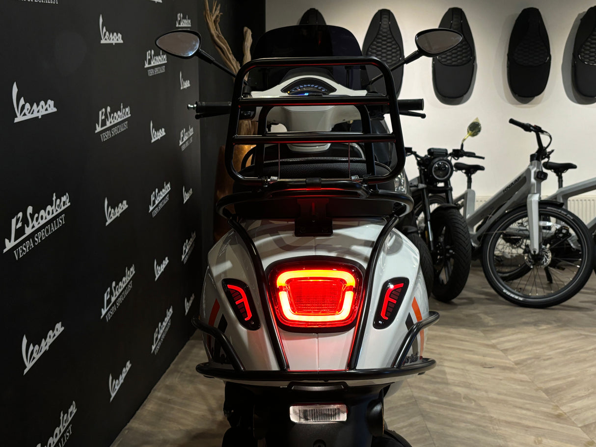 Vespa Sprint E5 Facelift 2025 Bianco Innocente