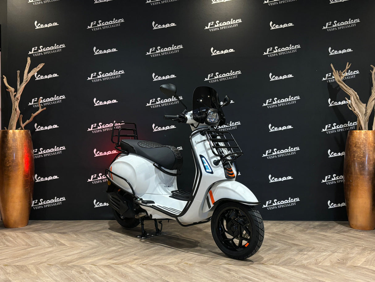 Vespa Sprint E5 Facelift 2025 Bianco Innocente