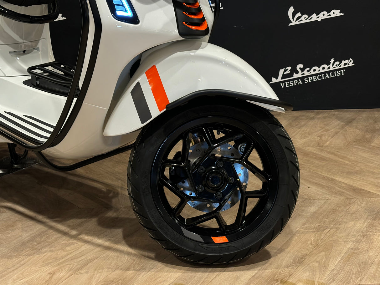 Vespa Sprint E5 Facelift 2025 Bianco Innocente