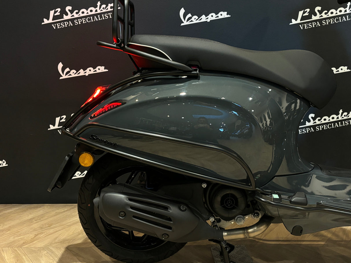 Vespa Sprint / Elettrica Facelift 2025 Audi Nano Grey