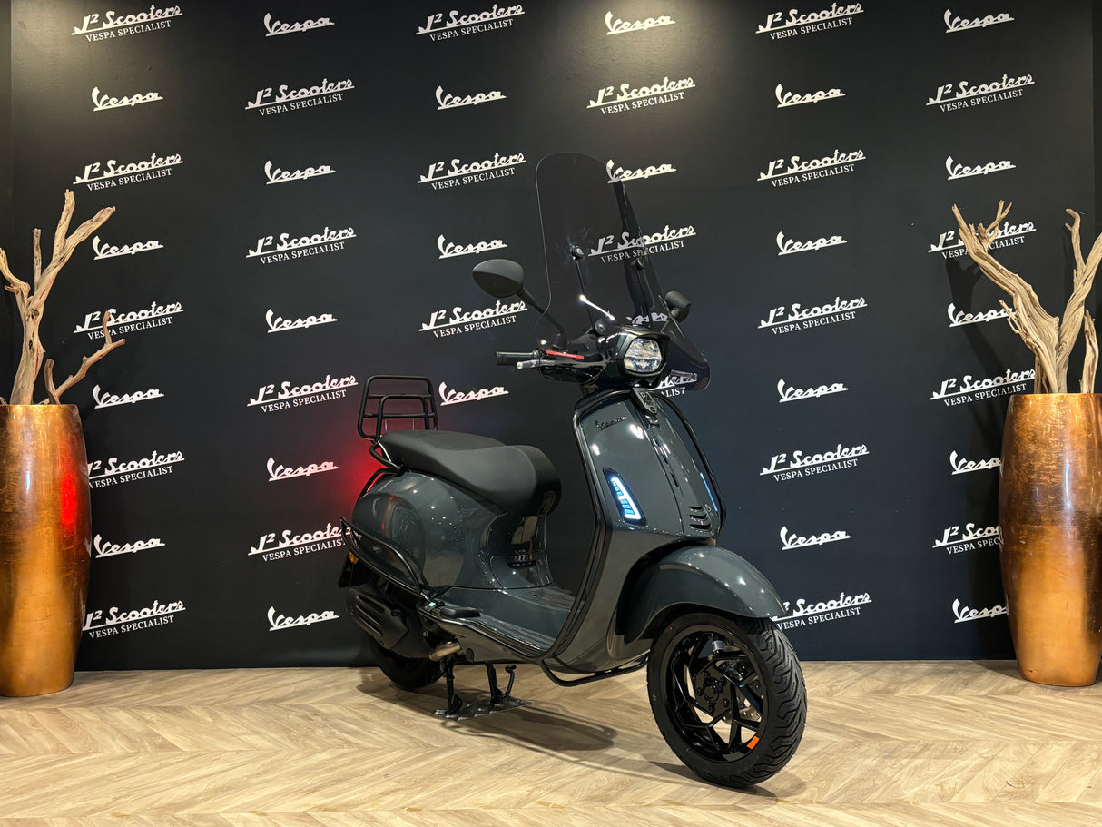 Vespa Sprint / Elettrica Facelift 2025 Audi Nano Grey