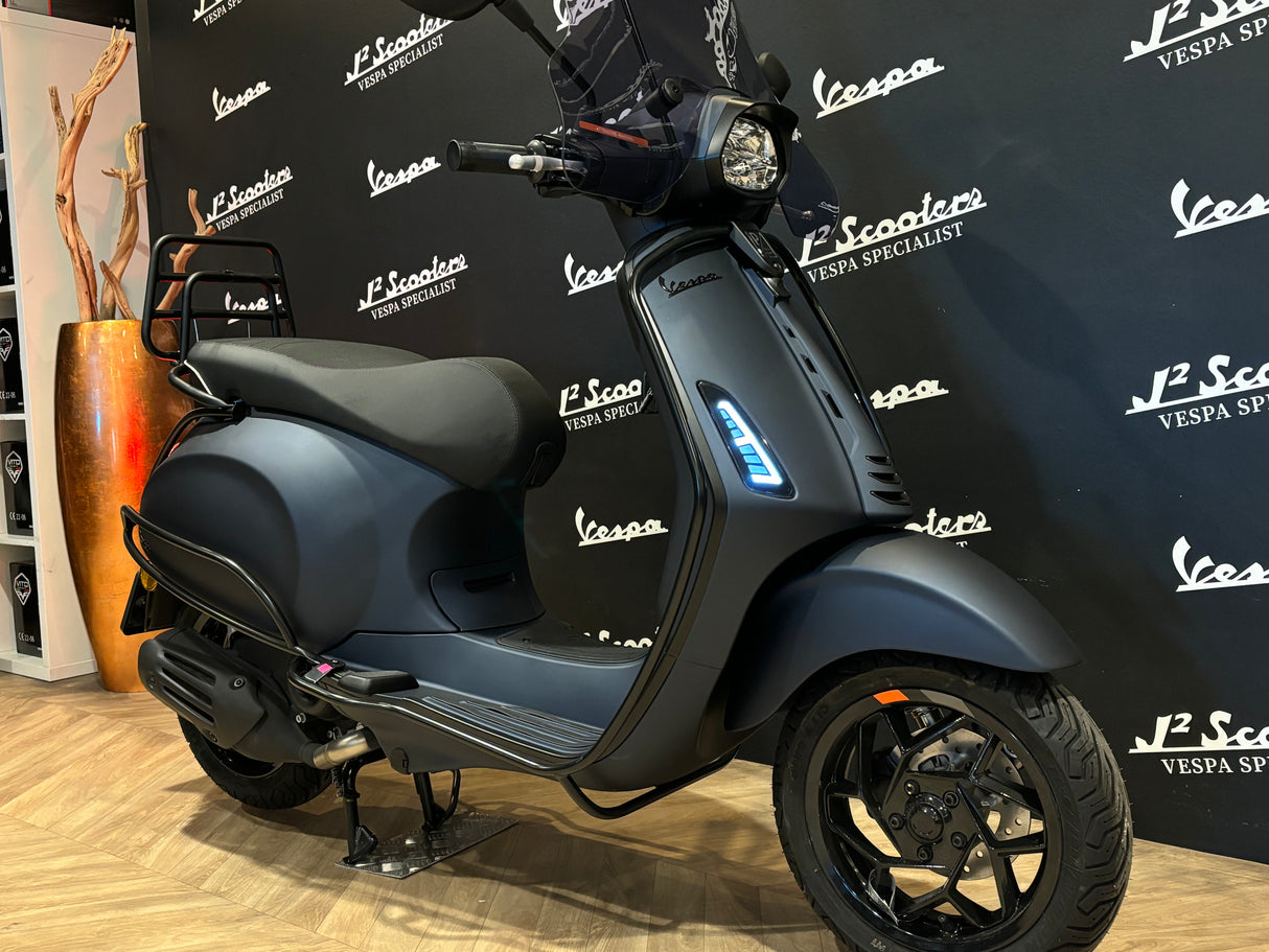 Vespa Sprint / Elettrica Facelift 2025 Opaco Midnight Blue