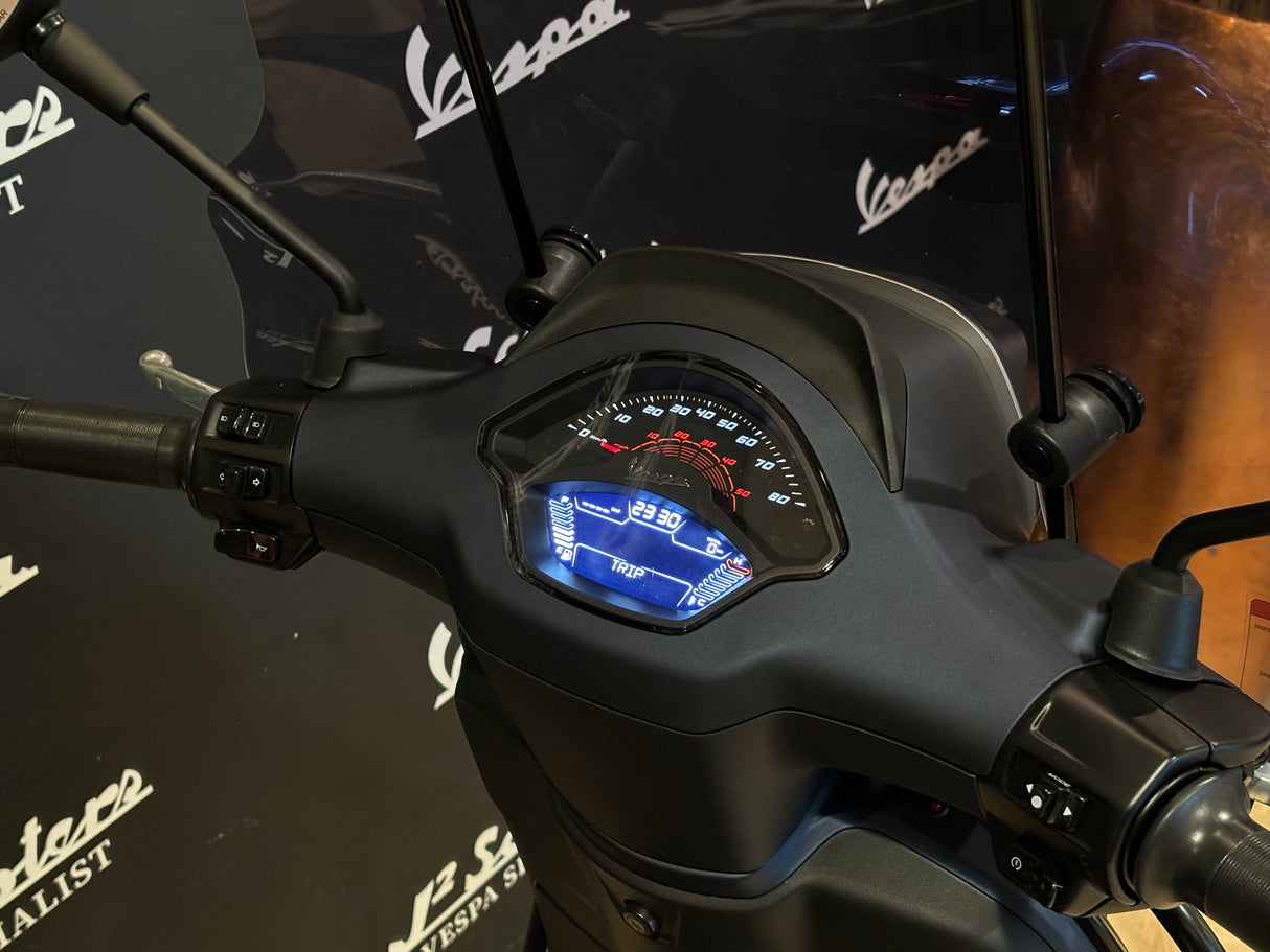 Vespa Sprint / Elettrica Facelift 2025 Opaco Midnight Blue