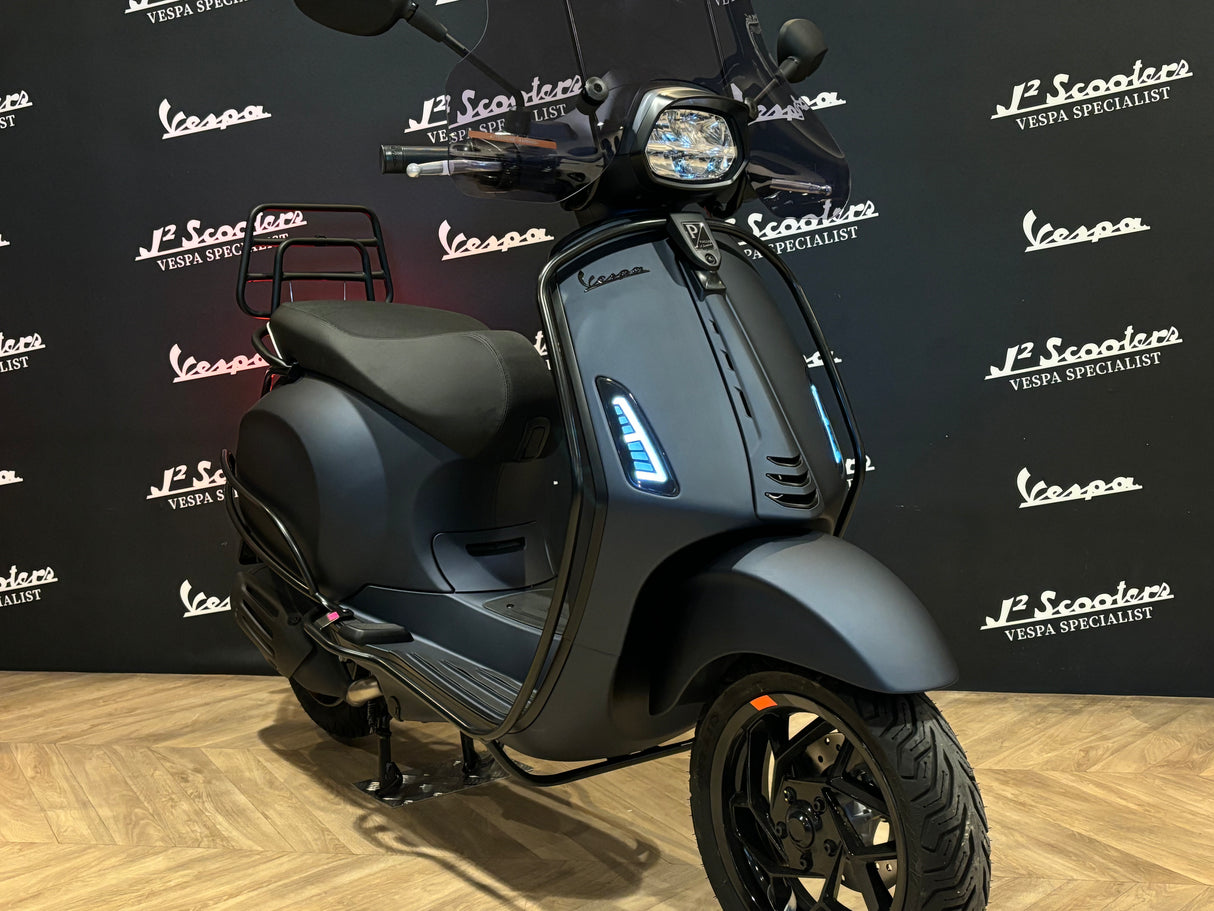 Vespa Sprint / Elettrica Facelift 2025 Opaco Midnight Blue
