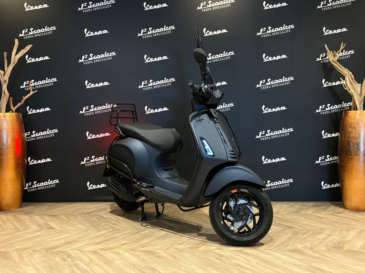 Vespa Sprint / Elettrica Facelift 2025 Opaco Midnight Blue