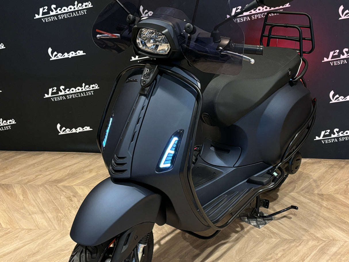 Vespa Sprint / Elettrica Facelift 2025 Opaco Midnight Blue