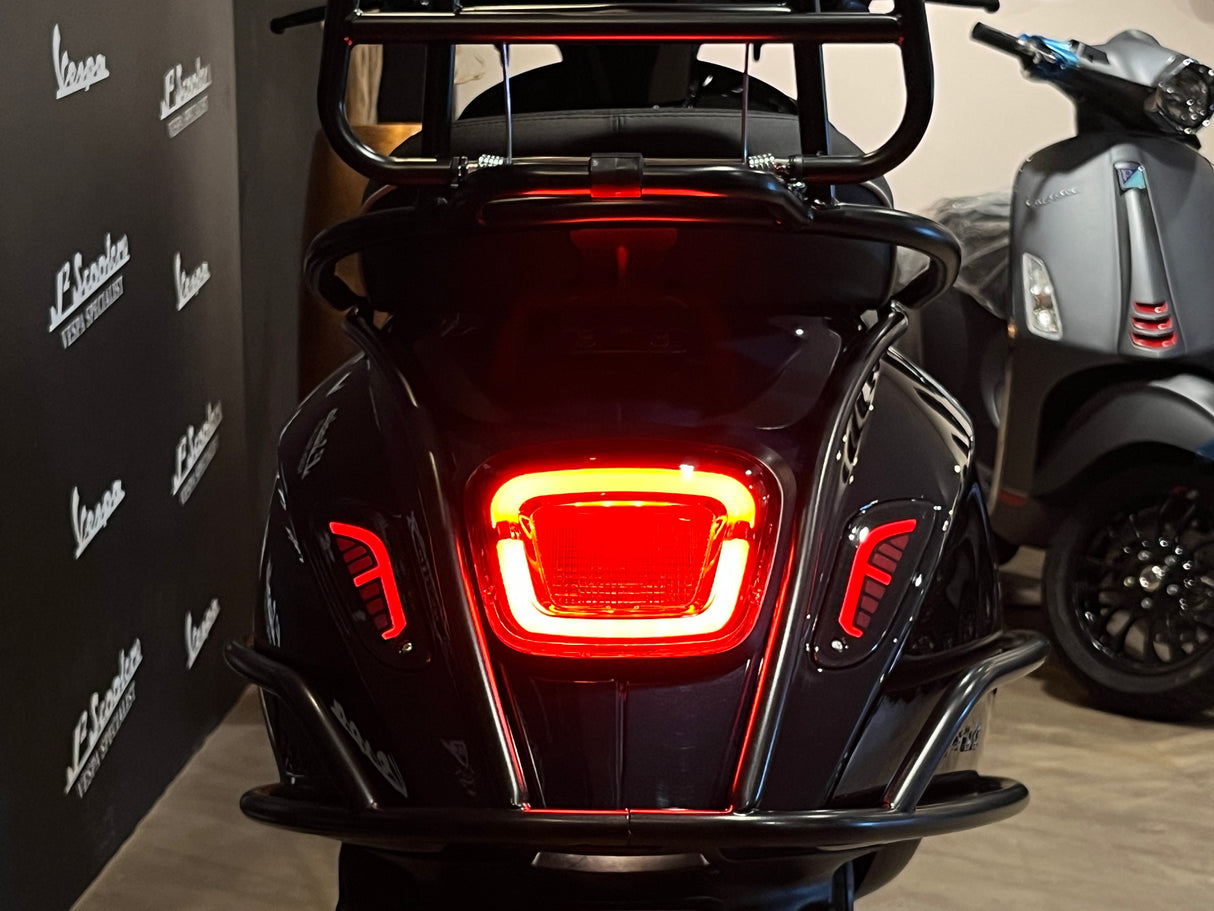 Vespa Sprint / Elettrica Facelift 2025 Dark Midnight Blue