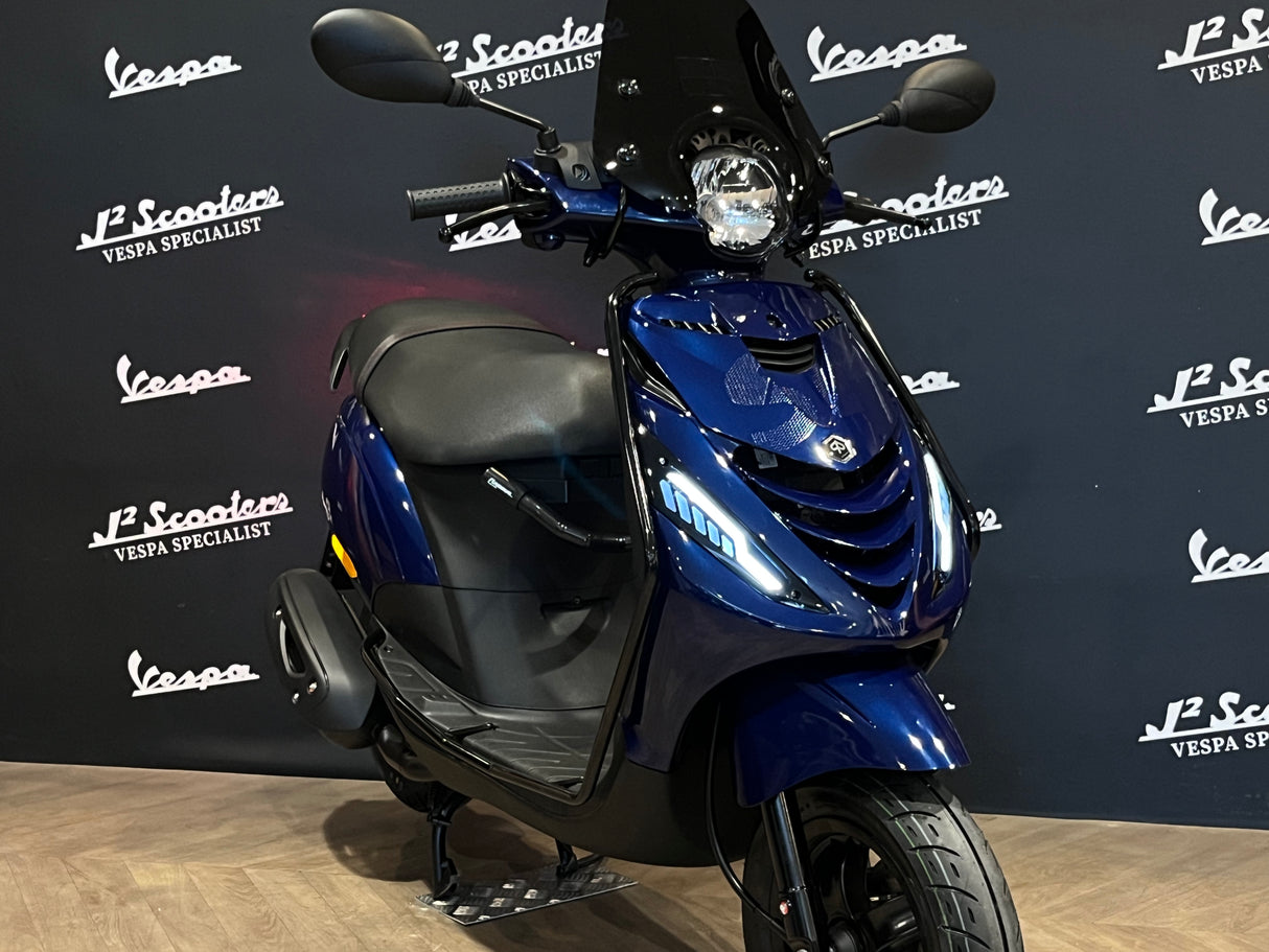 Piaggio Zip SP E5 Dark Candy Blue