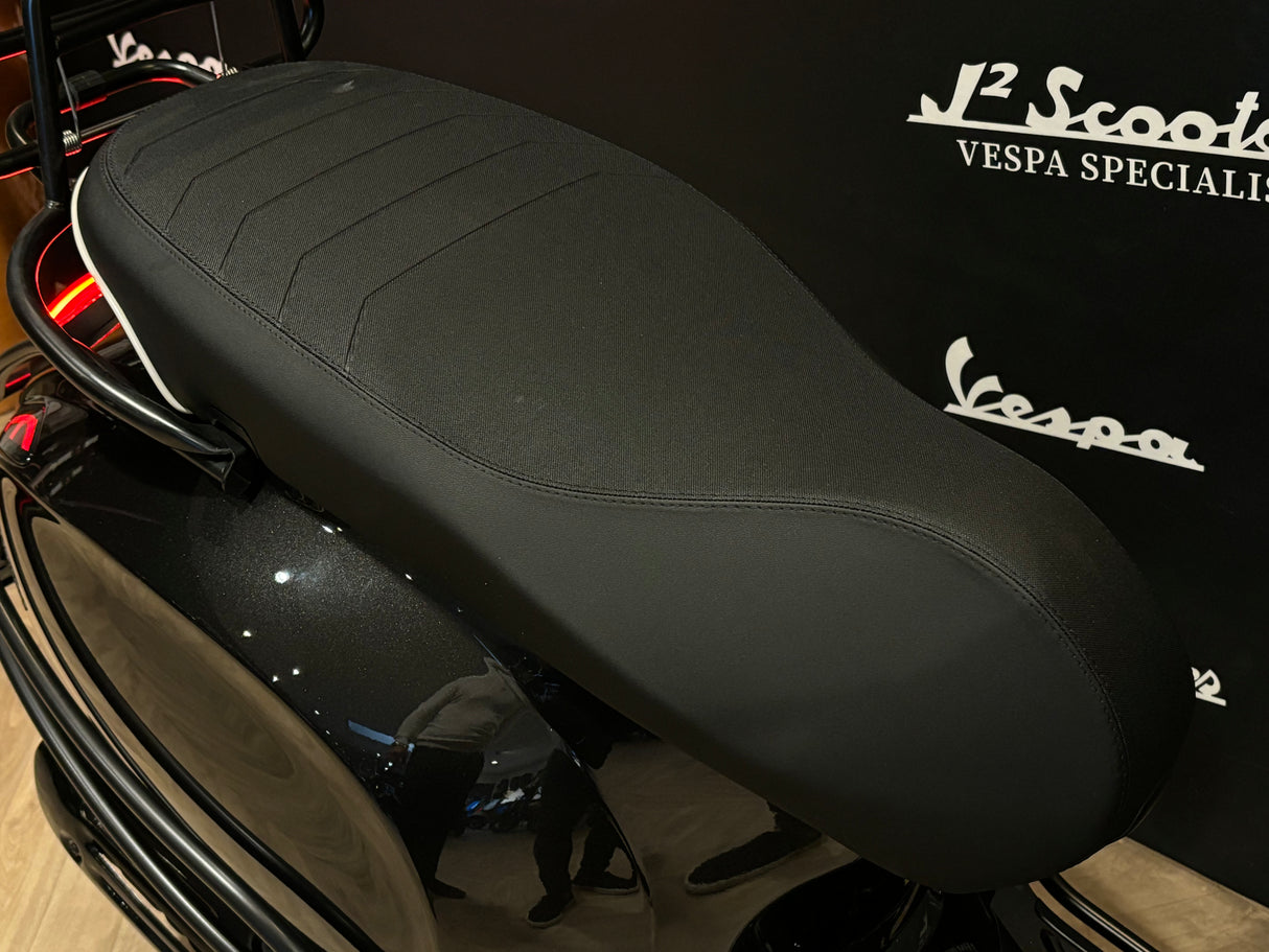 Vespa Sprint / Elettrica Facelift 2025 Aston Martin Grey Metallic