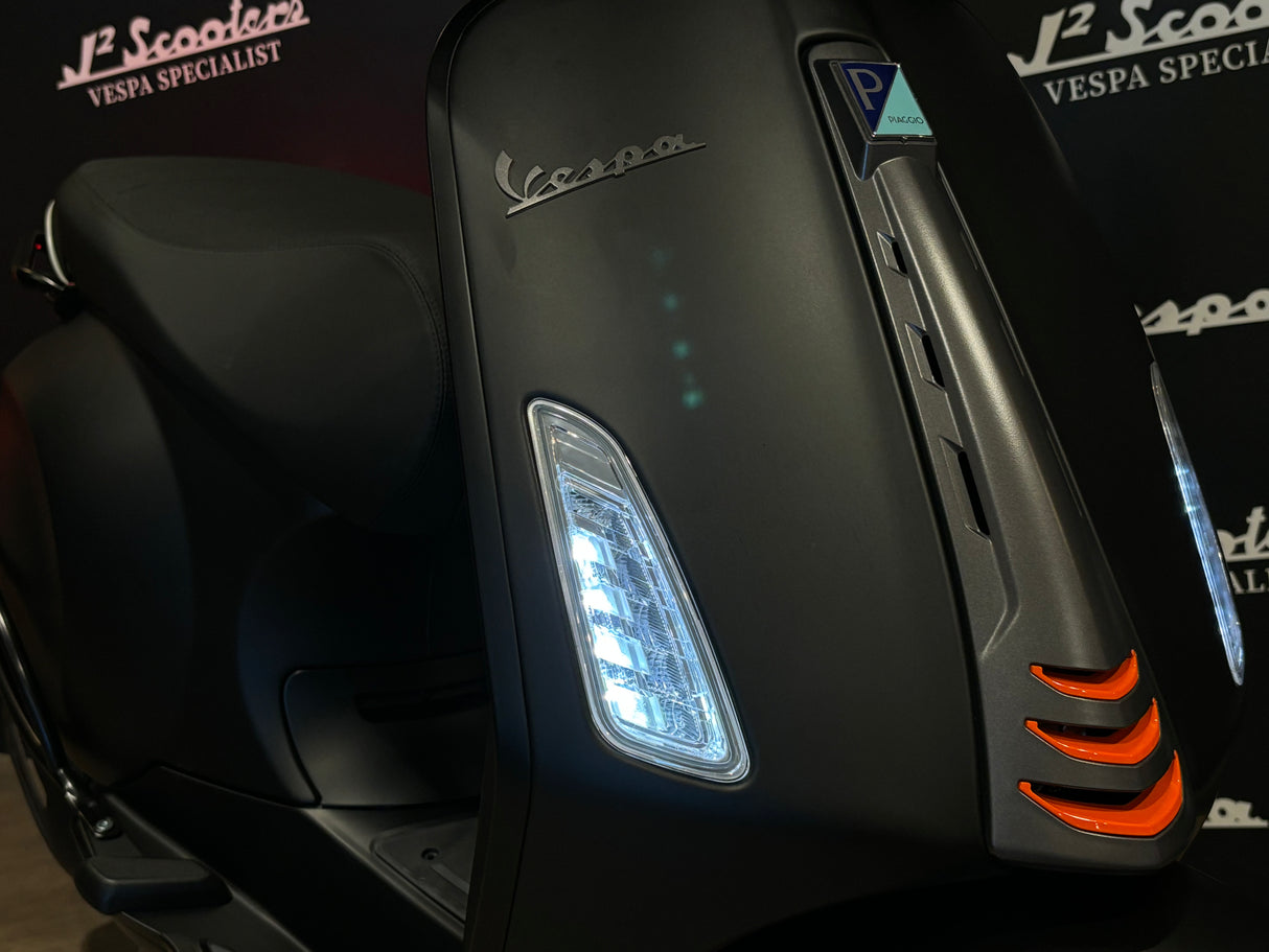 Vespa Sprint / Elettrica Facelift 2025 Nero Convinto Matt