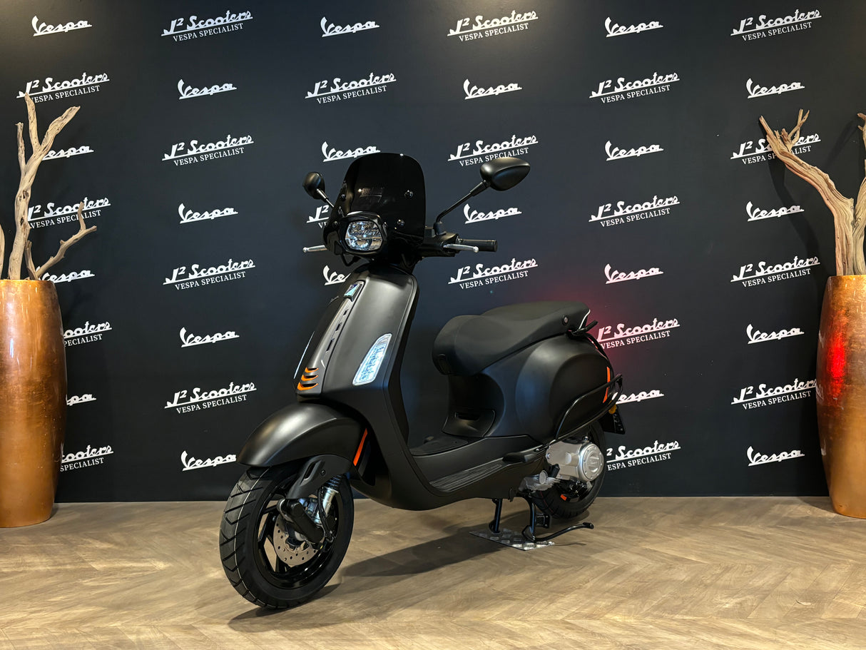 Vespa Sprint / Elettrica Facelift 2025 Nero Convinto Matt