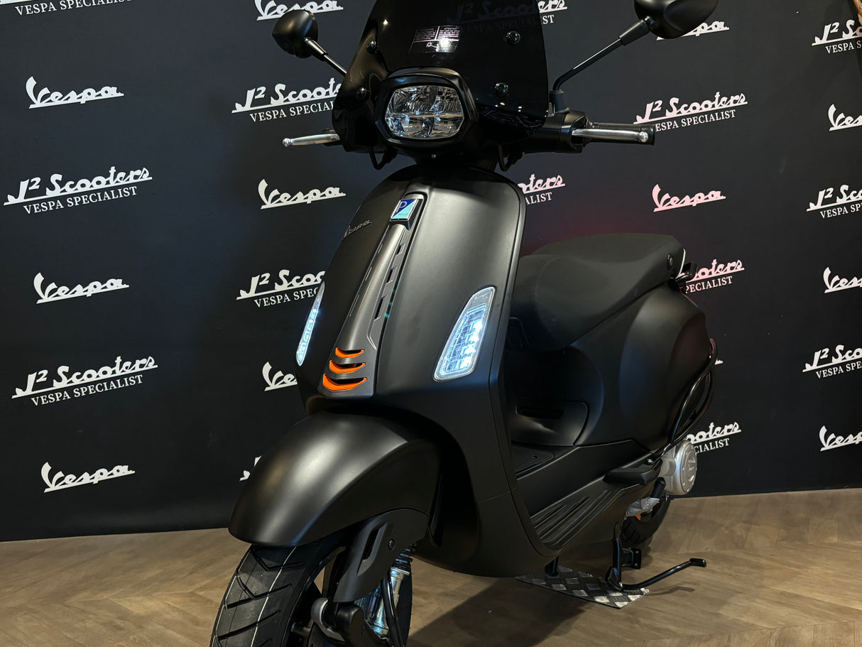Vespa Sprint / Elettrica Facelift 2025 Nero Convinto Matt