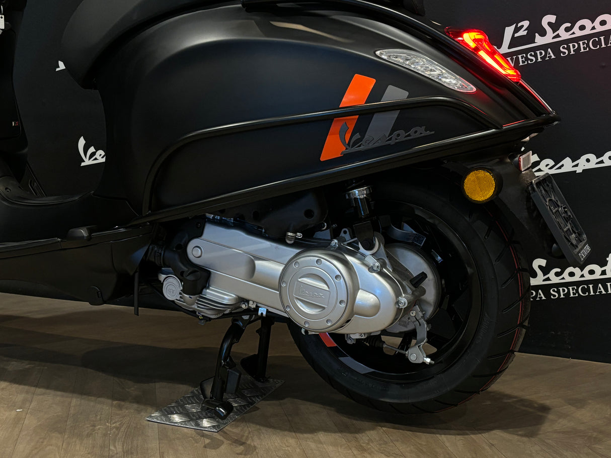 Vespa Sprint / Elettrica Facelift 2025 Nero Convinto Matt
