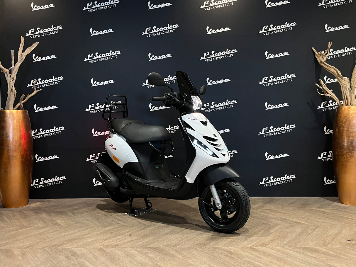 Piaggio Zip SP E5 Glans Wit