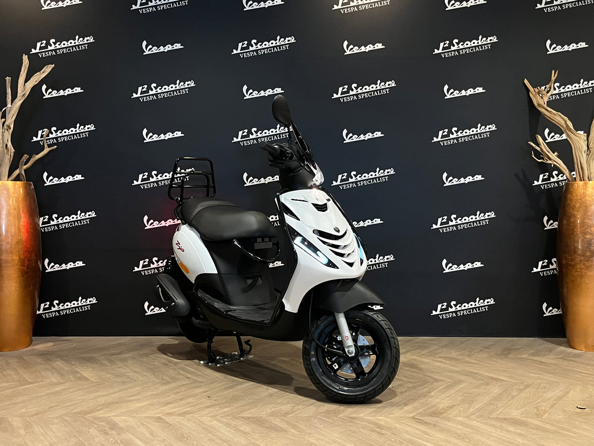 Piaggio Zip SP E5 Glans Wit