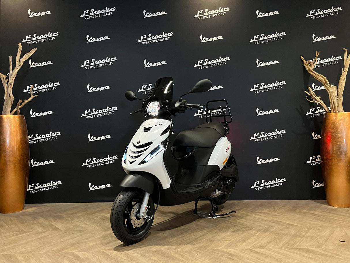 Piaggio Zip SP E5 Glans Wit