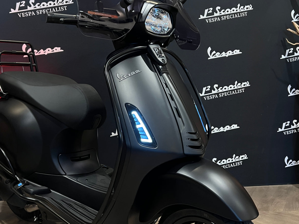 Vespa Sprint / Elettrica Facelift 2025 Nero Convinto Matt