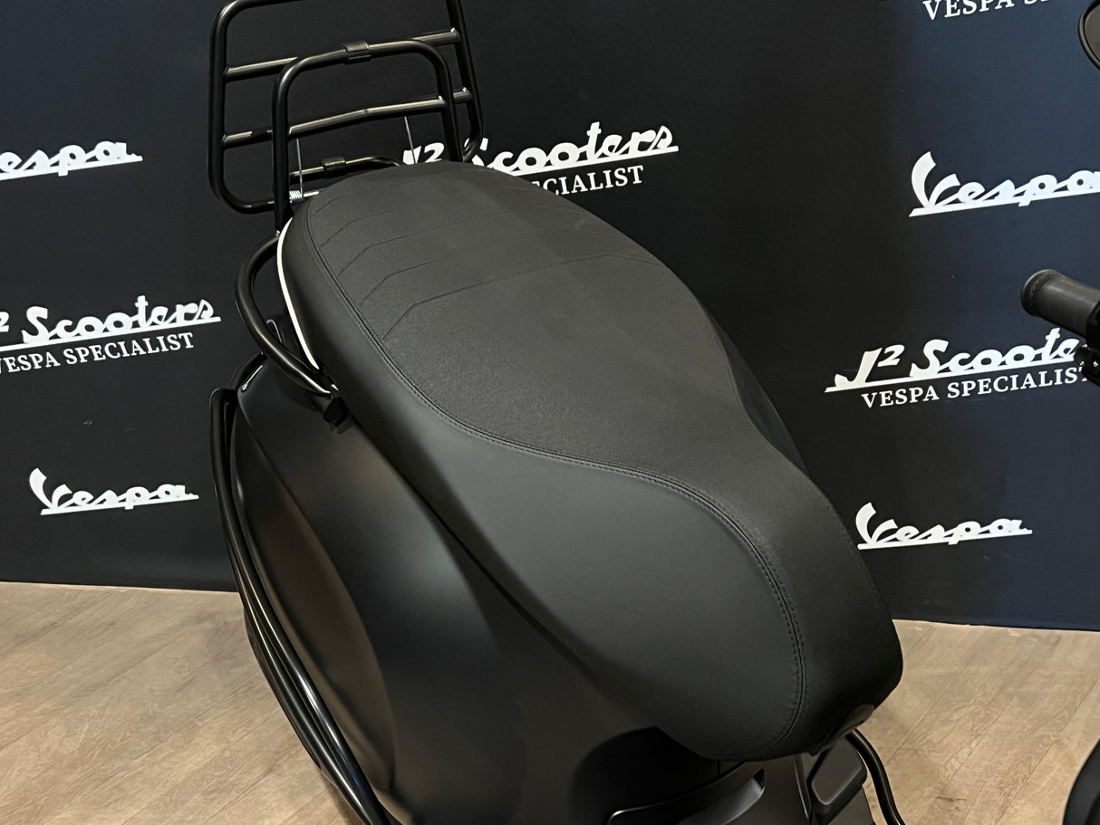 Vespa Sprint / Elettrica Facelift 2025 Nero Convinto Matt