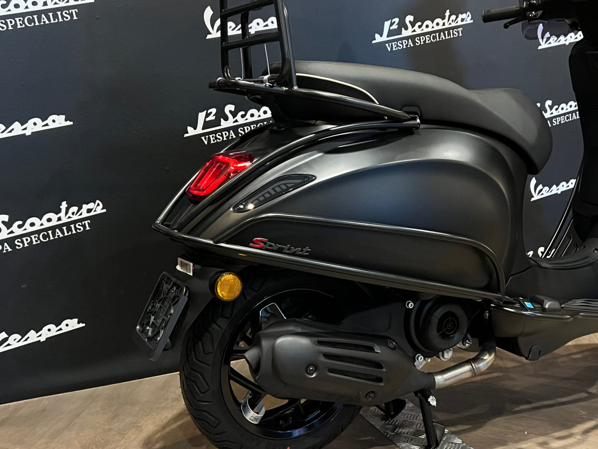 Vespa Sprint / Elettrica Facelift 2025 Nero Convinto Matt