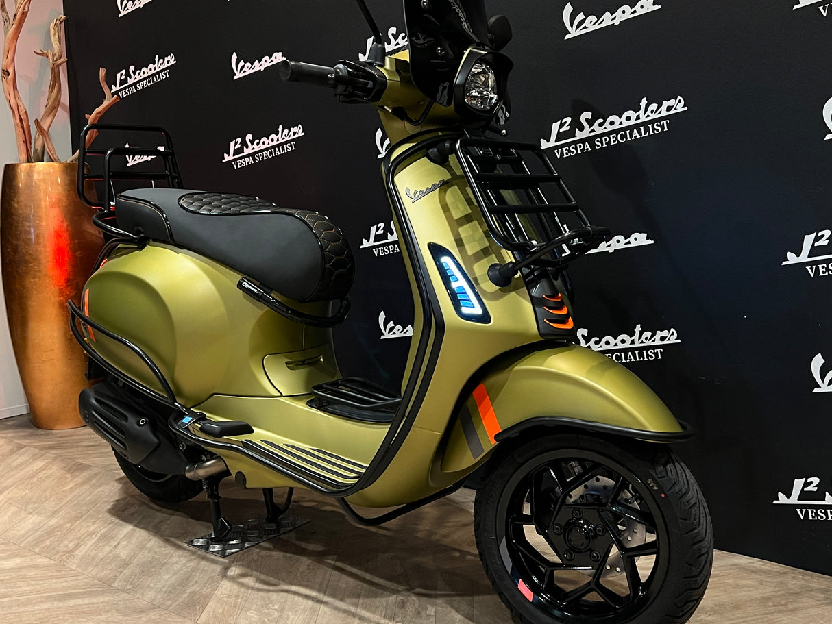 Vespa Sprint / Elettrica Facelift 2025 Verde Ambizioso Matt