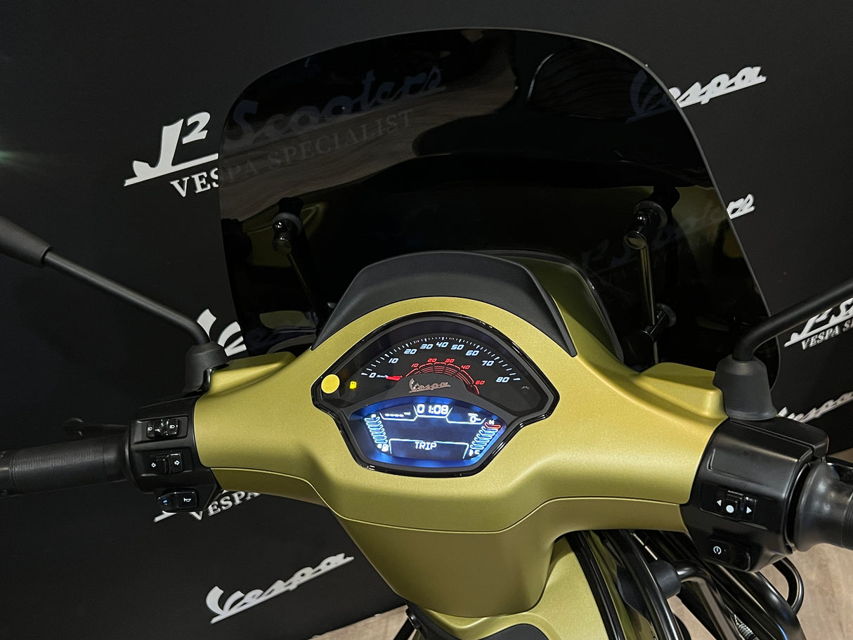 Vespa Sprint / Elettrica Facelift 2025 Verde Ambizioso Matt