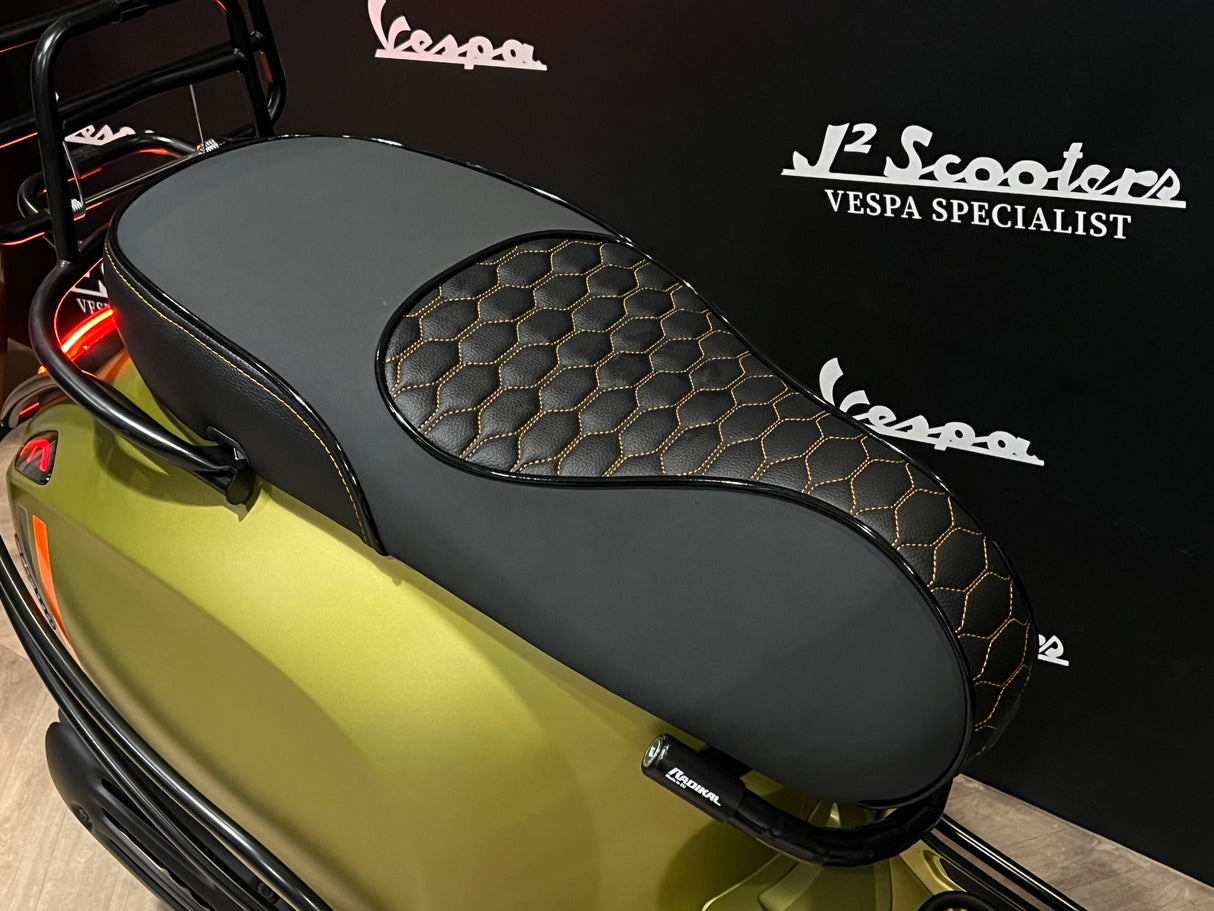 Vespa Sprint / Elettrica Facelift 2025 Verde Ambizioso Matt