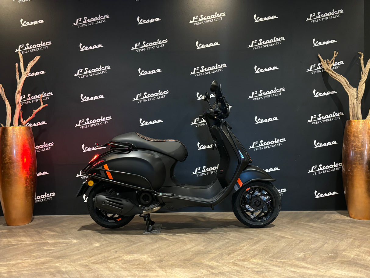 Vespa Sprint / Elettrica Facelift 2025 Nero Convinto Matt