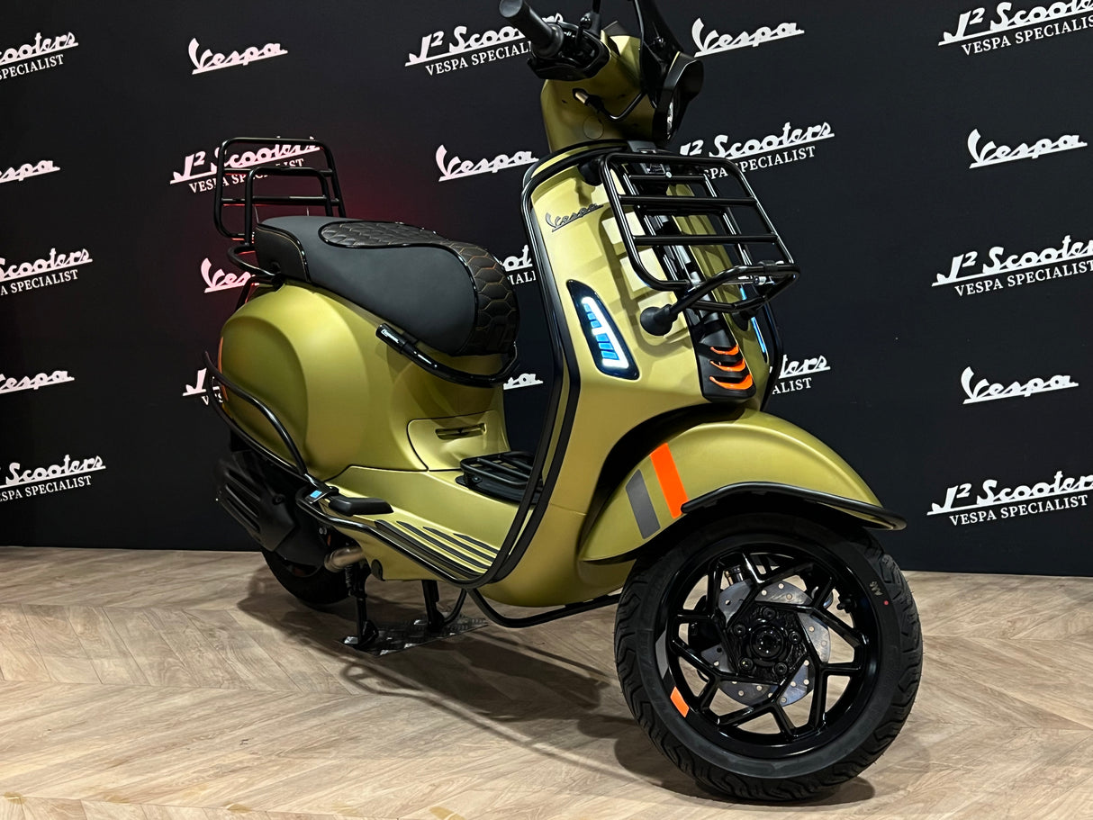 Vespa Sprint / Elettrica Facelift 2025 Verde Ambizioso Matt