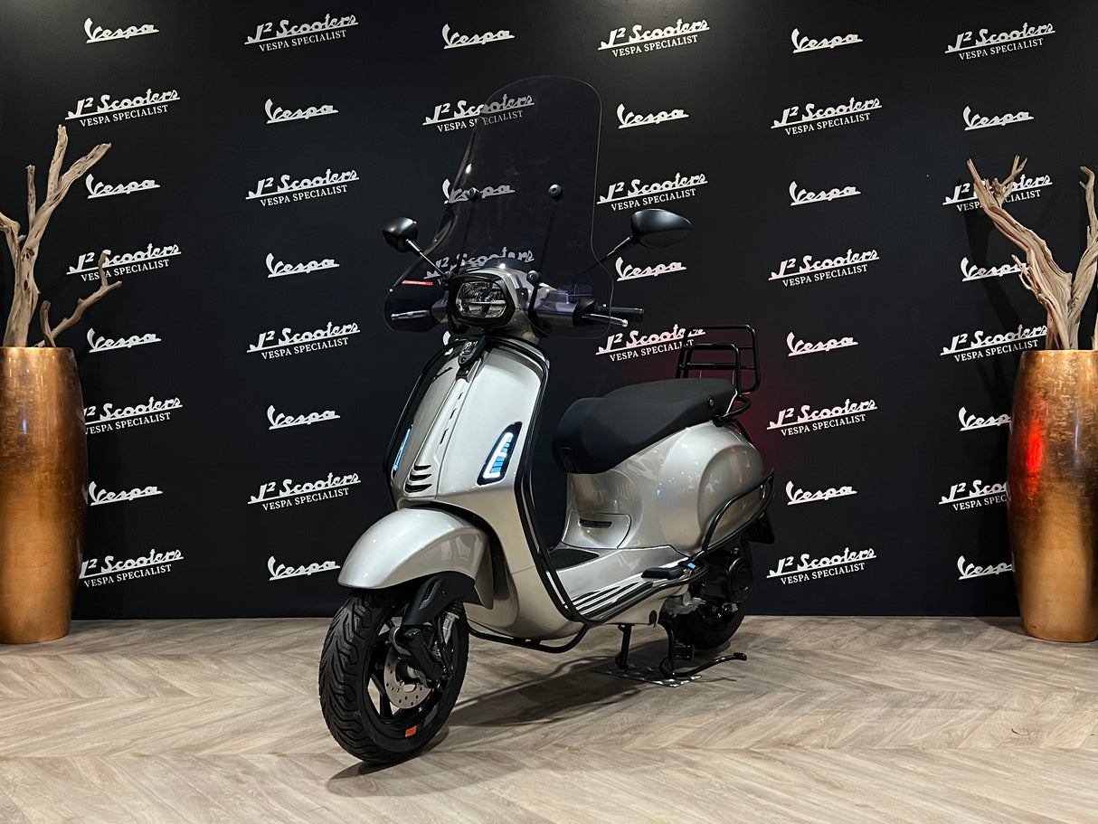 Vespa Sprint / Elettrica Facelift 2025 White Gold