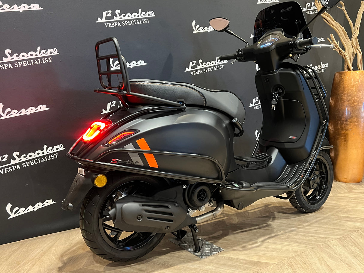 Vespa Sprint / Elettrica Facelift 2025 Nero Convinto