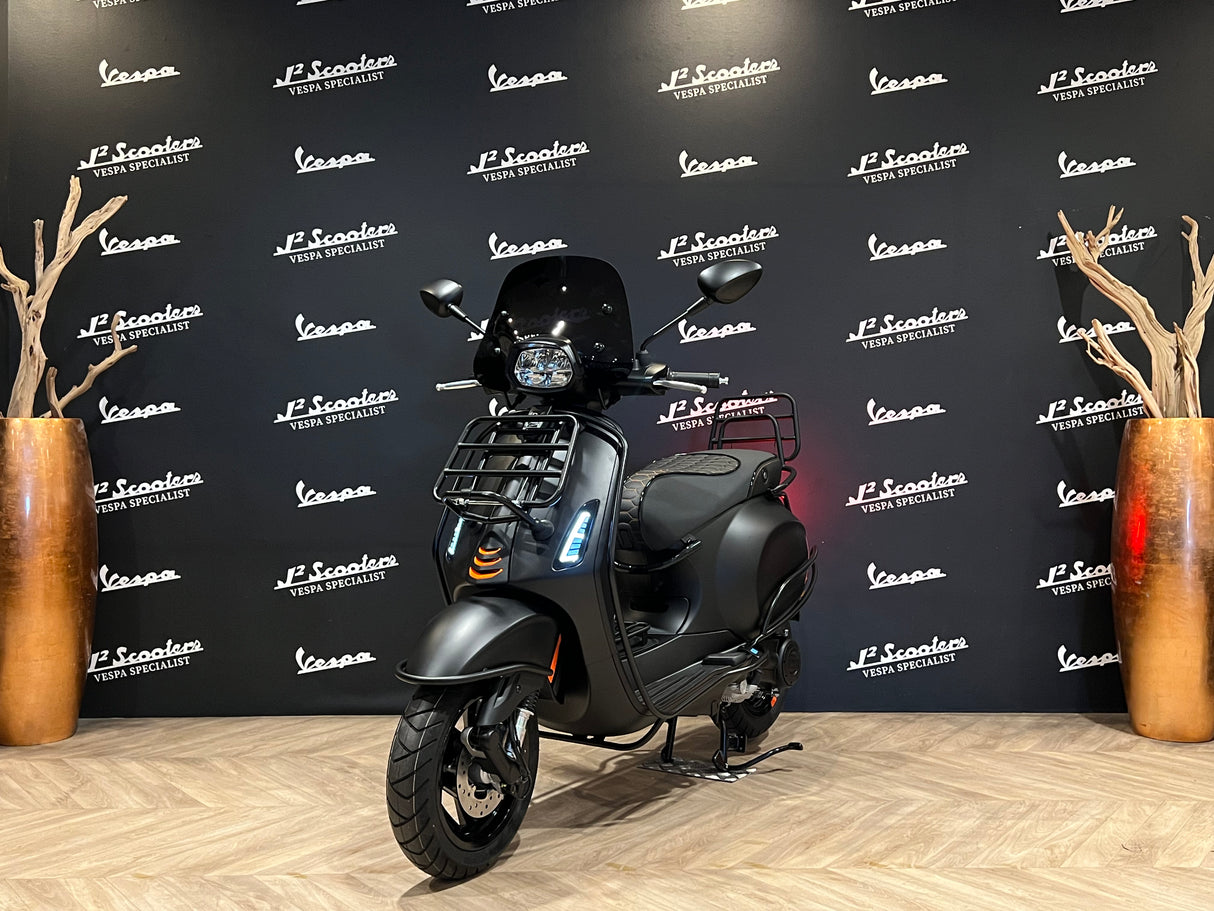 Vespa Sprint / Elettrica Facelift 2025 Nero Convinto