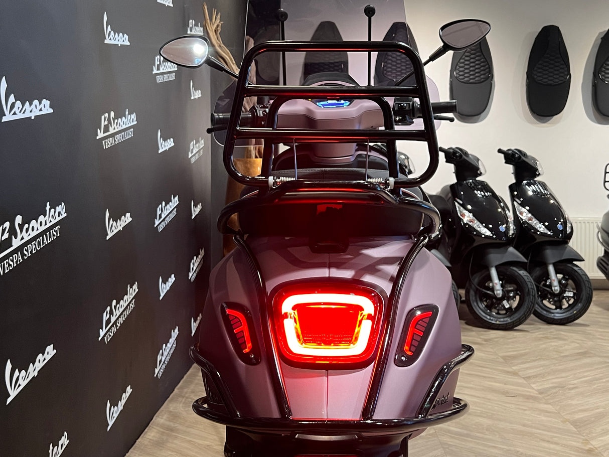 Vespa Sprint / Elettrica Facelift 2025 Rolls Royce Rose Gold