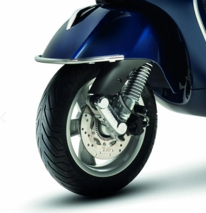 Spatbordbeugel origineel mat zwart / chrome Vespa GTS