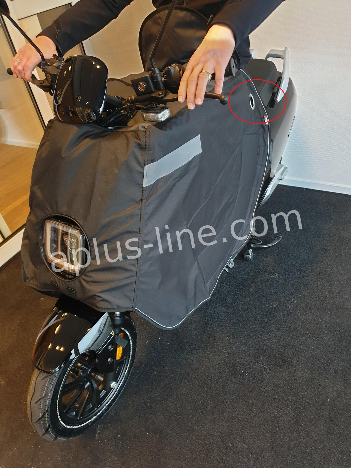 Beenkleed IVA/NIU Universeel Elektrische Scooters