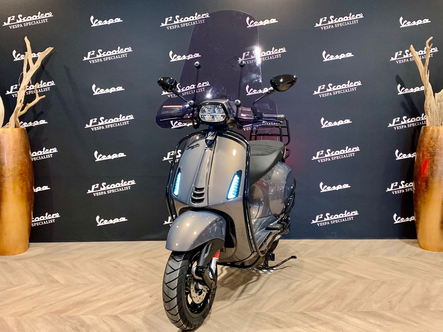 Vespa Sprint E5 BMW Champagne Quartz