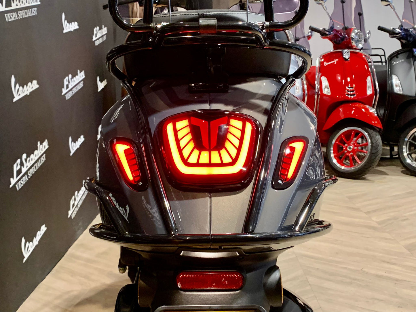 Vespa Sprint E5 BMW Champagne Quartz