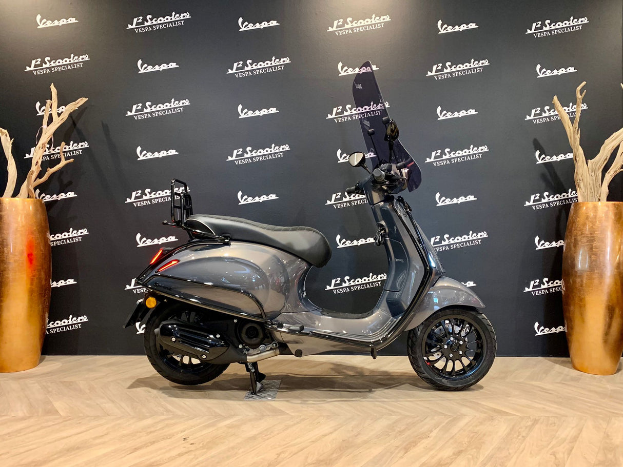 Vespa Sprint / Elettrica Facelift 2025 BMW Champagne Quartz