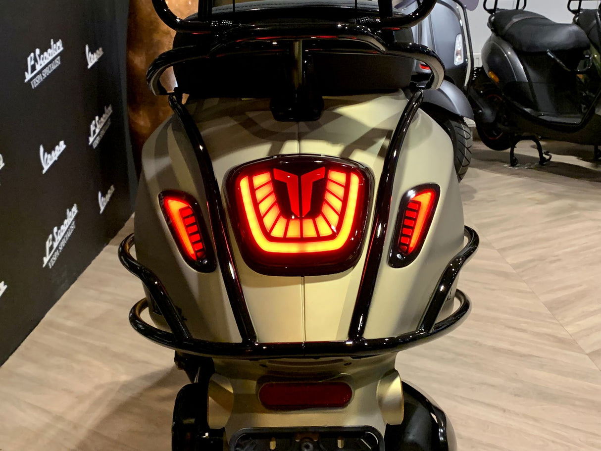 Vespa Sprint / Elettrica Facelift 2025 Designo Gold