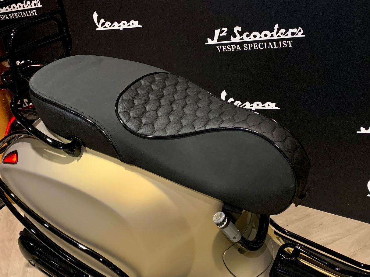 Vespa Sprint / Elettrica Facelift 2025 Designo Gold