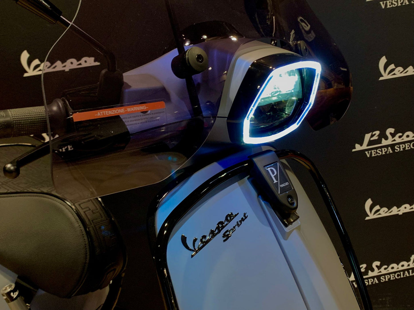 Vespa Sprint E5 DESIGNO BLUE