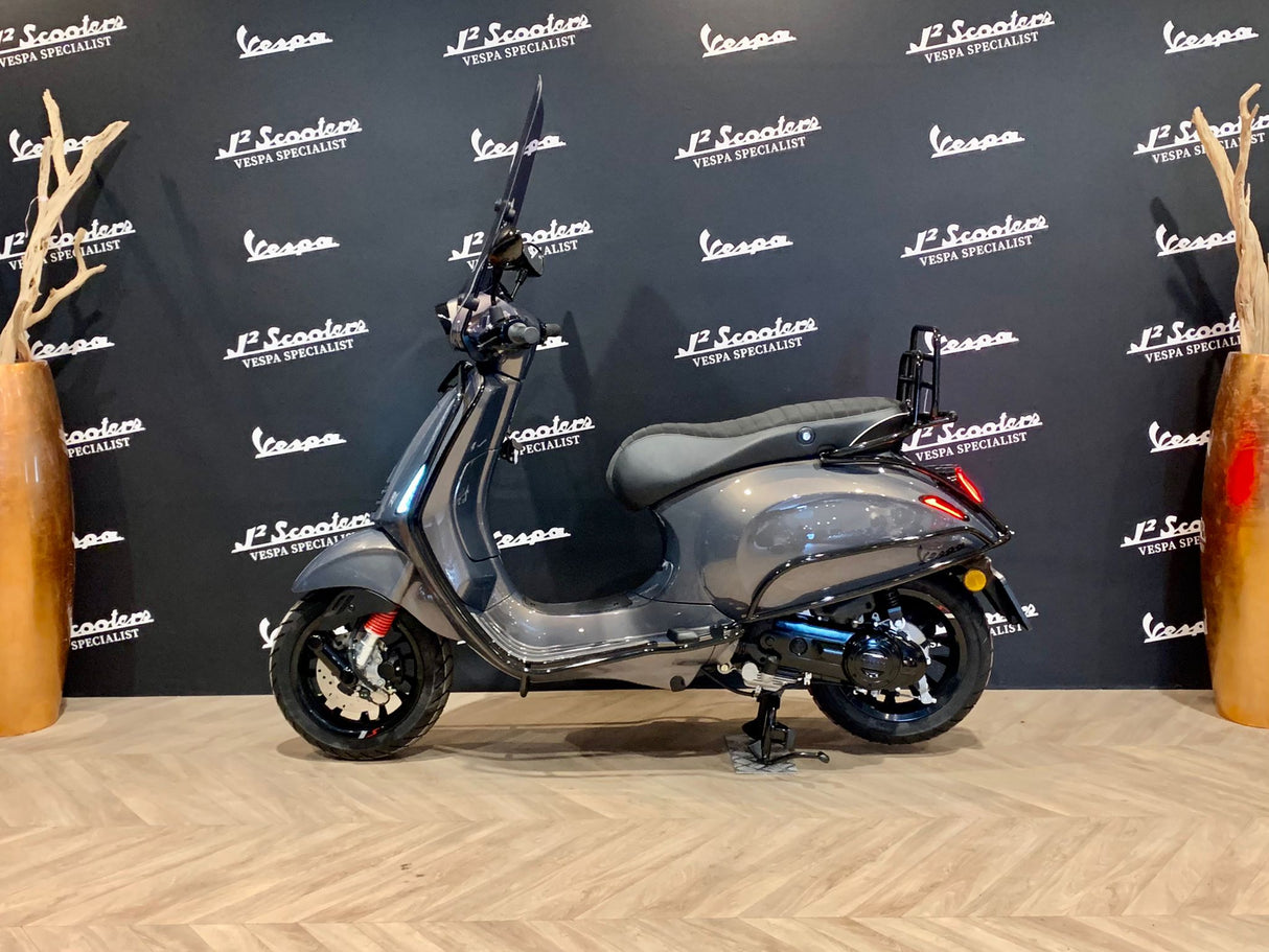 Vespa Sprint / Elettrica Facelift 2025 BMW Champagne Quartz