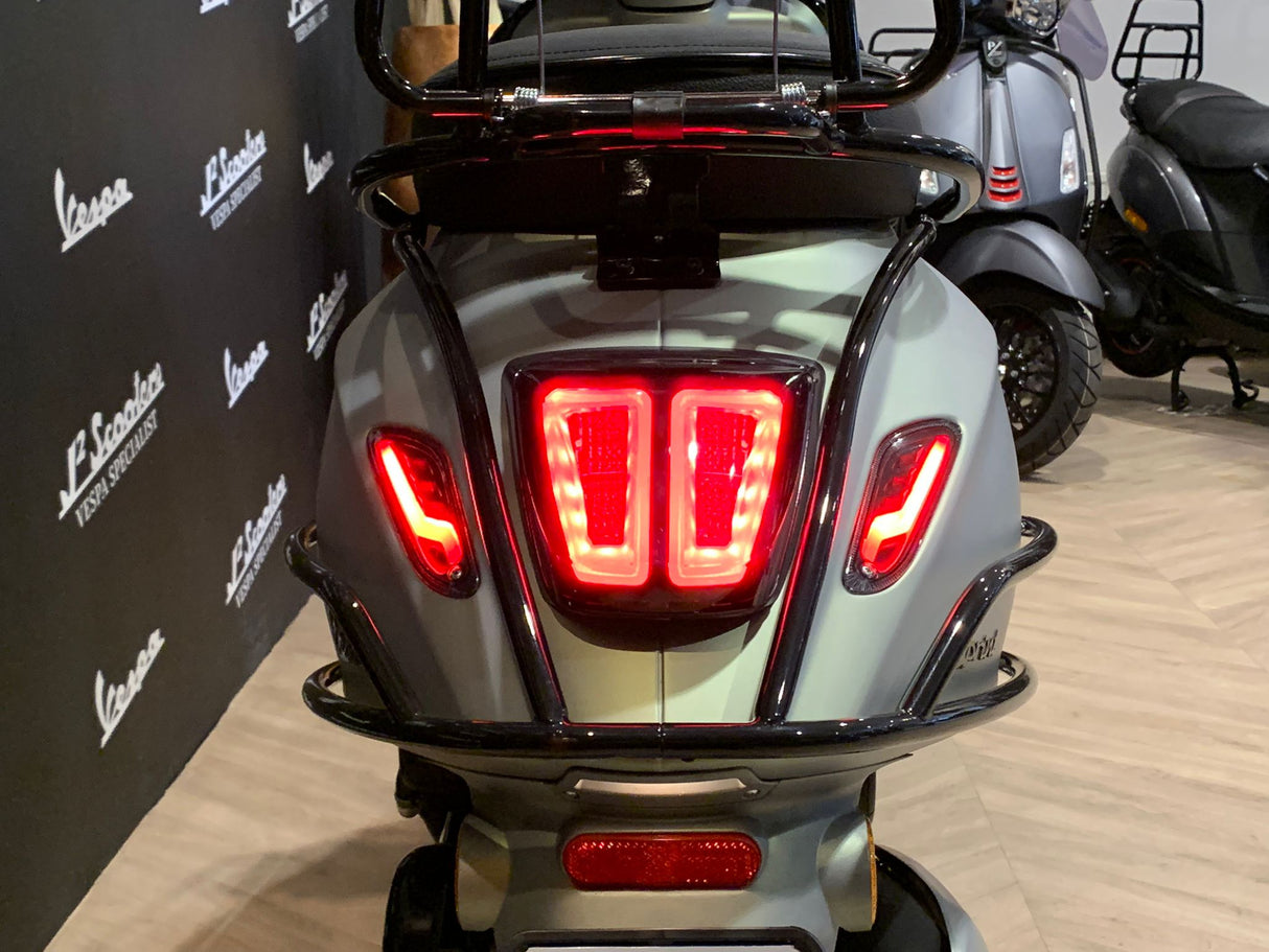 Vespa Sprint / Elettrica Facelift 2025 Designo Lemon
