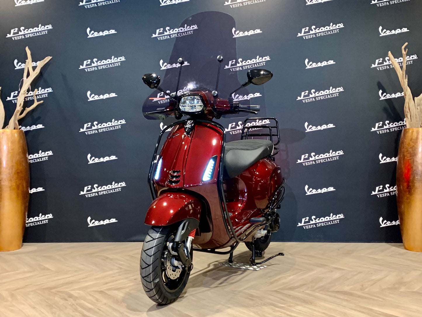 Vespa Sprint E5 Porsche Dark Candy Red