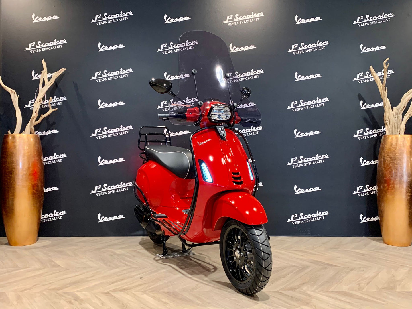 Vespa Sprint E5 rood ROSSO DRAGON
