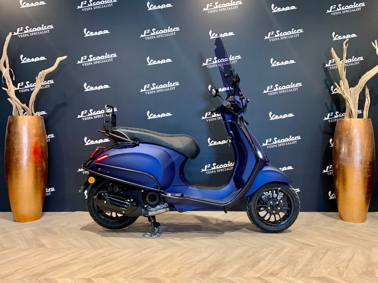 Vespa Sprint / Elettrica Facelift 2025 Opaco San Marino BMW
